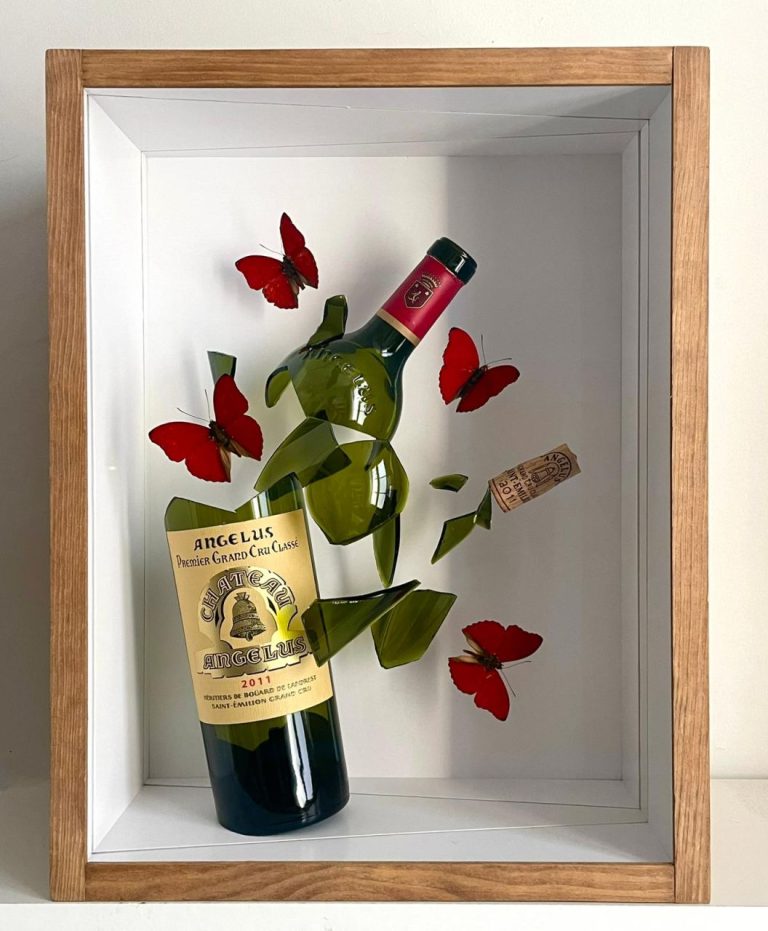 MANIOULOUX Château Angelus 40 X 33 X 17,5 Cm