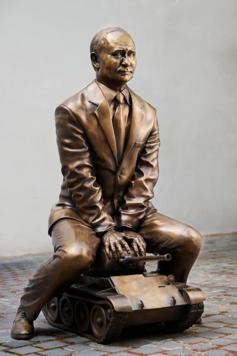 COLOMINA Vladimir Bronze (6)