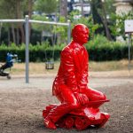 COLOMINA James Vladimir Résine 127 X 98 X 86 Cm (1)